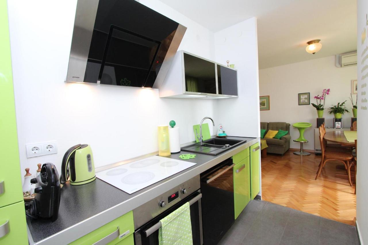 Apartment Elia Rovinj Bagian luar foto