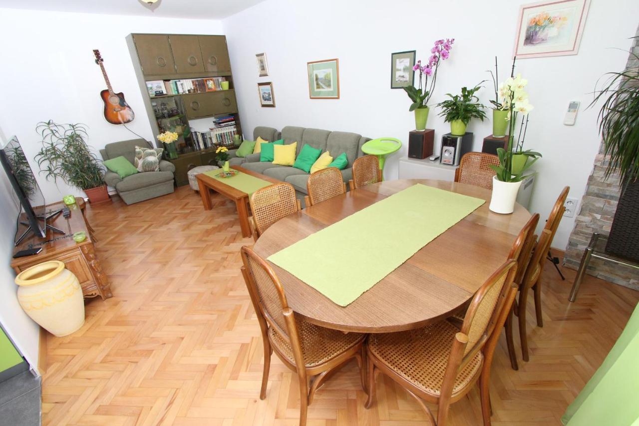 Apartment Elia Rovinj Bagian luar foto